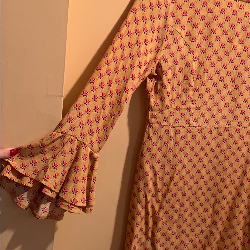 Dress - Picture 2 of 2